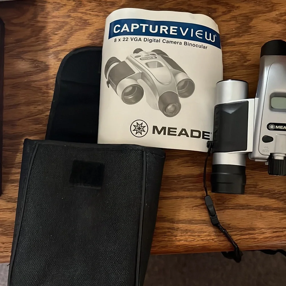 Capture view 8x22 vga digital camera binocular